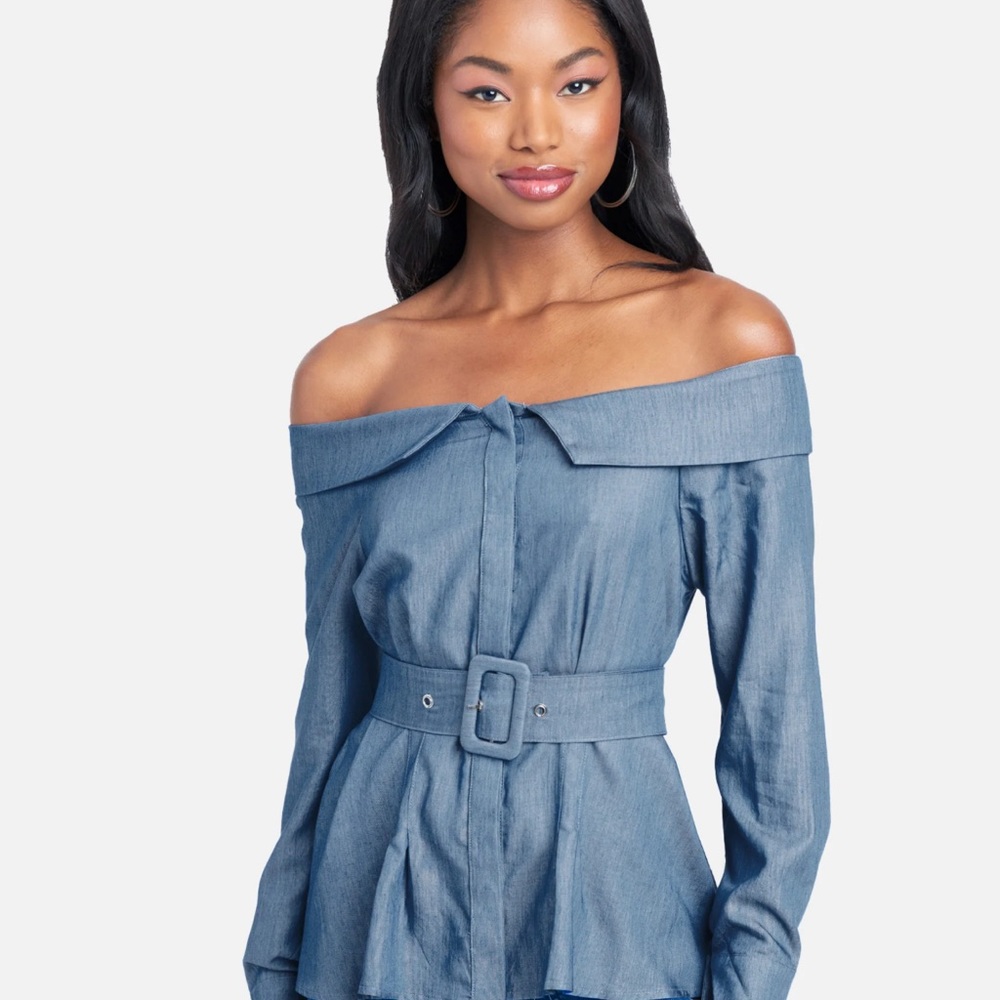 BELTED OFF THE SHOULDER CHAMBRAY TOP